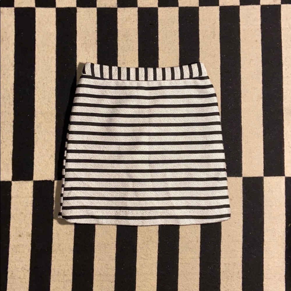 Express B/W Stripped Skirt